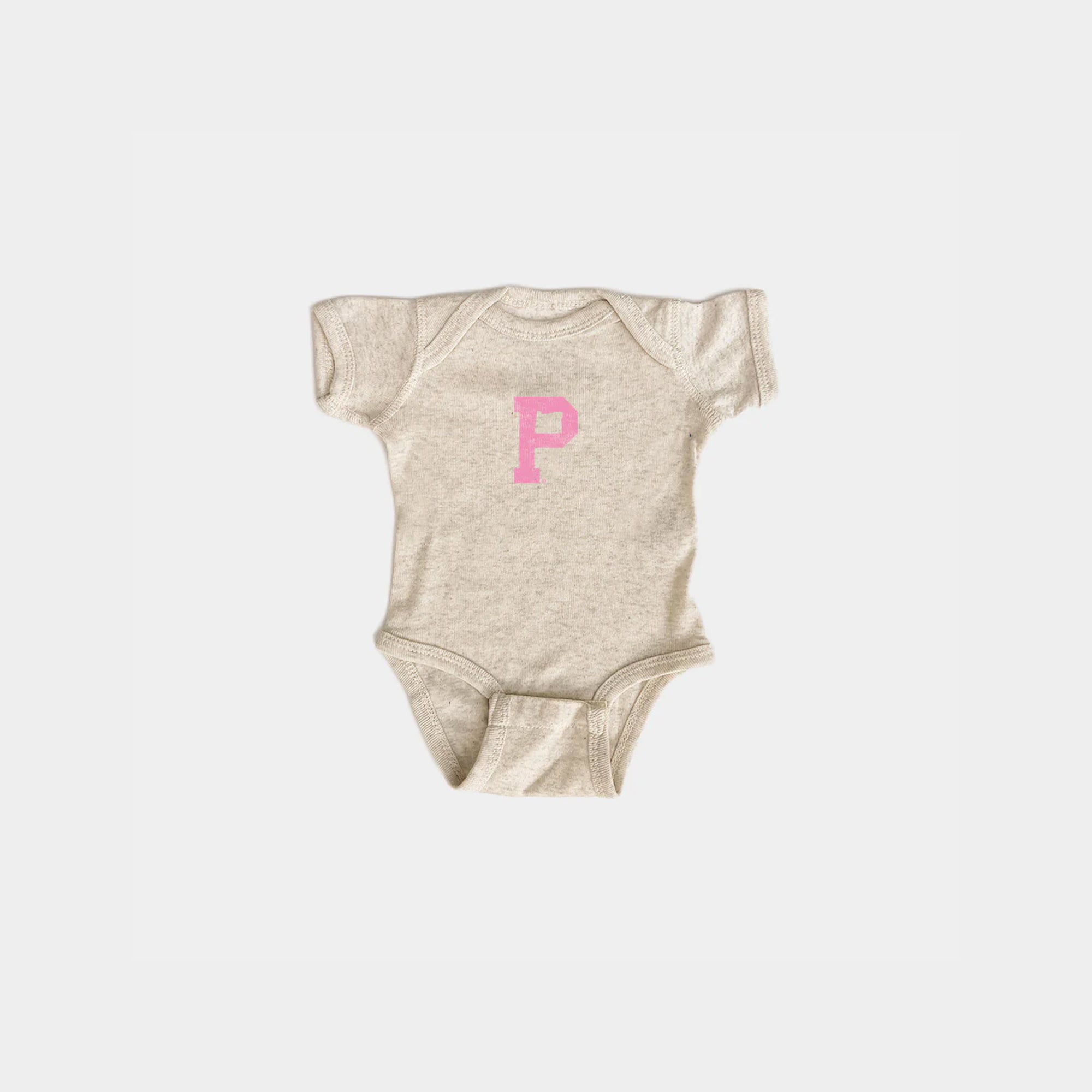 Centerpiece "P" Onesie - Pink