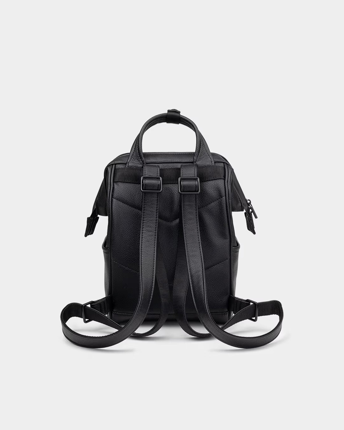 #color_black leatherlite