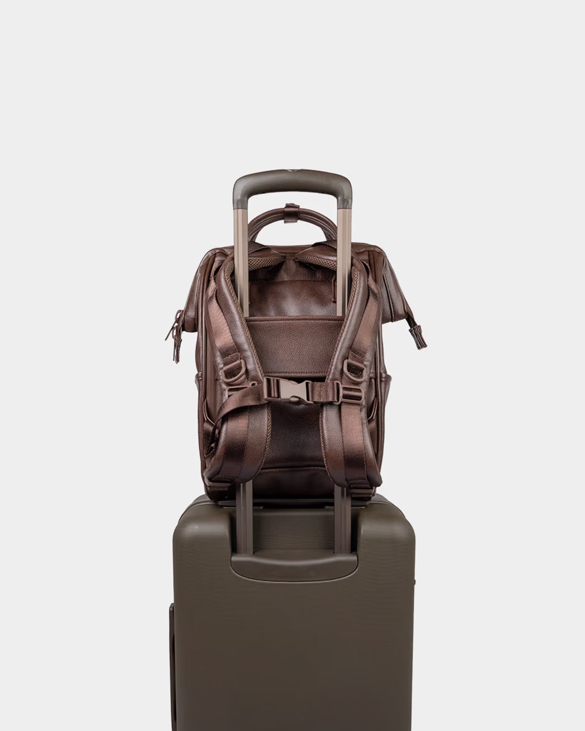 #color_walnut leatherlite