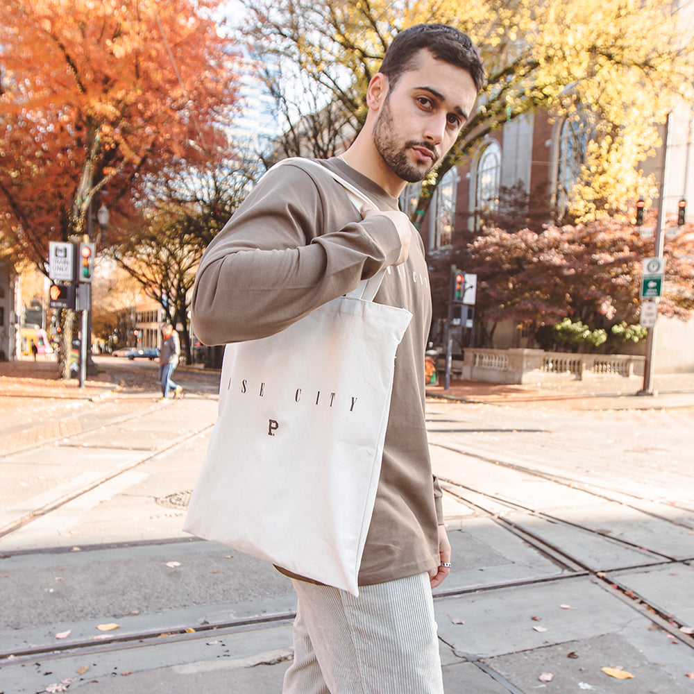 City Line Zip Tote