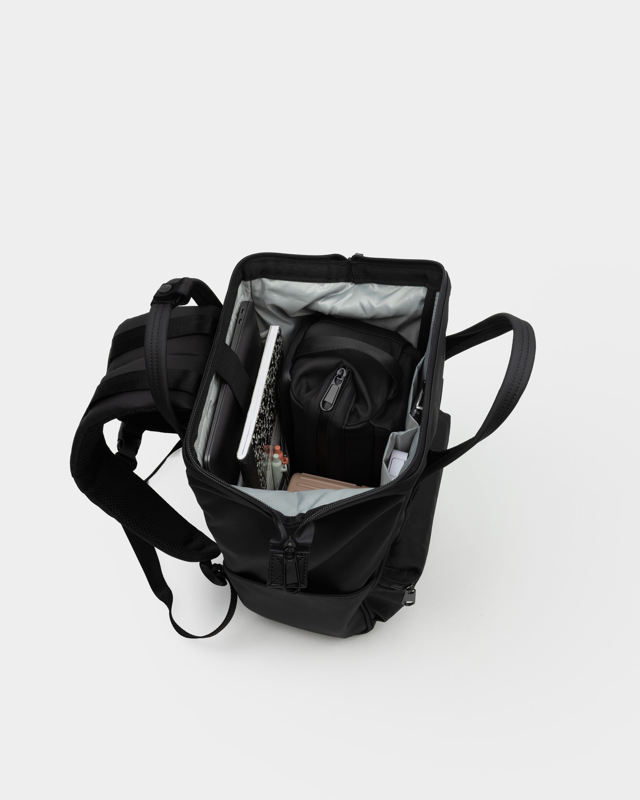 ハウト エアーフィット キルティングバッグ Cascade Jetset Bundle - Backpack - Compact
