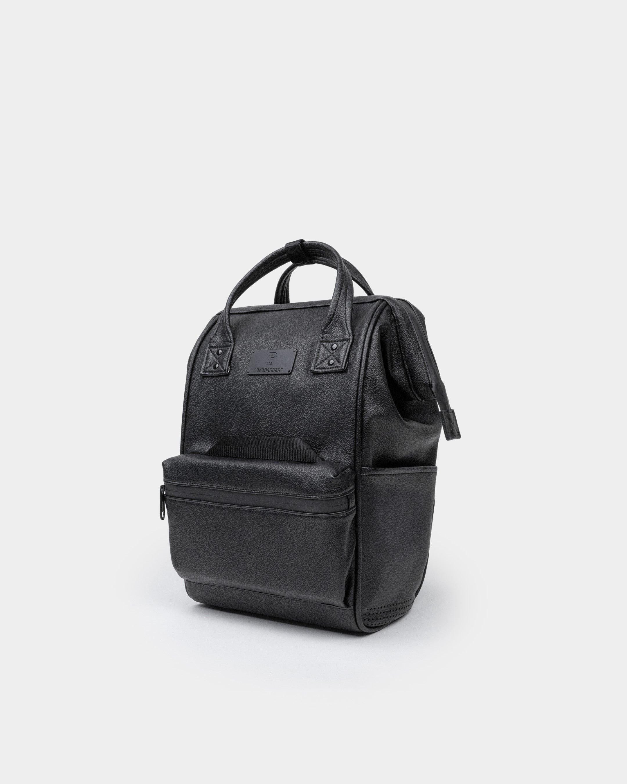 #color_Black Leatherlite